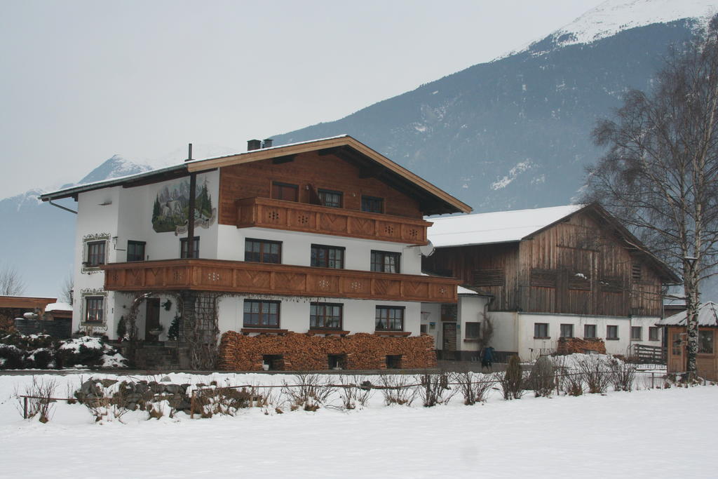 Hauseggerhof Villa Längenfeld Exterior photo